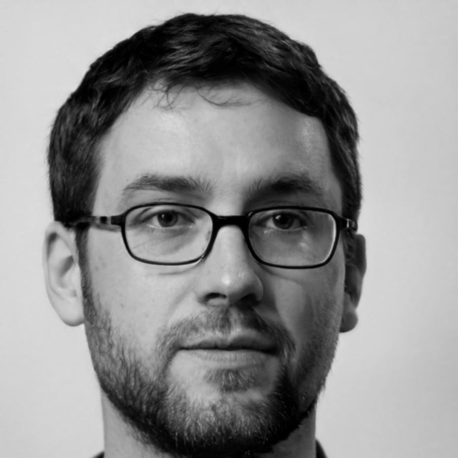 Portrait de Thomas Maréchal, expert en analyse financière